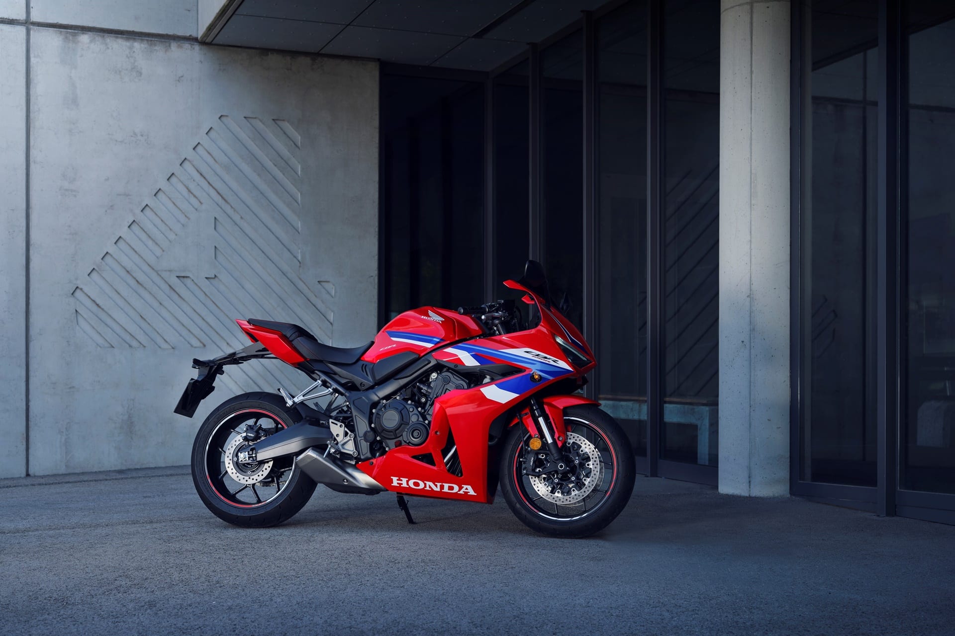 Honda CBR650R 2024