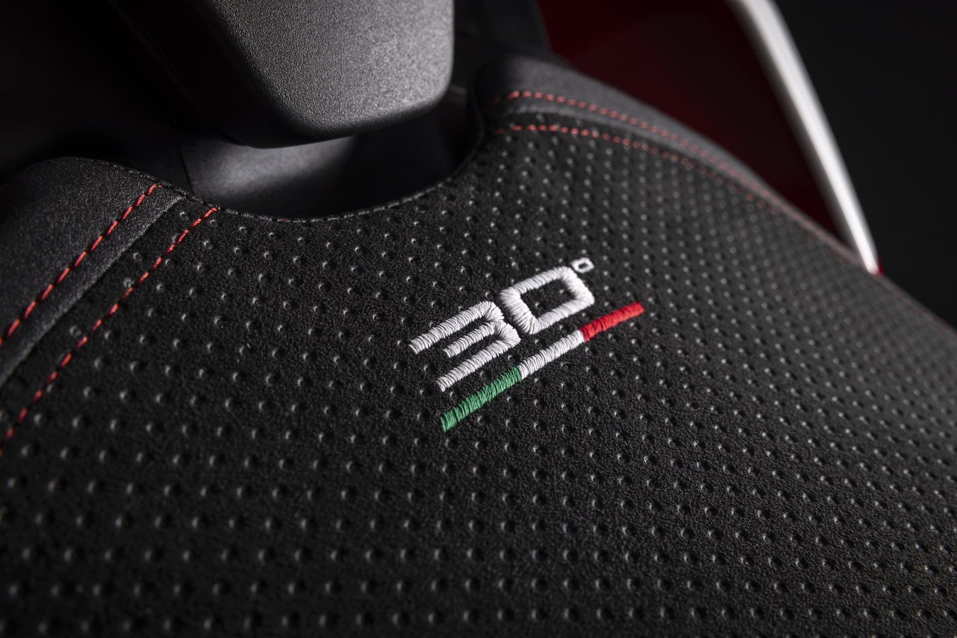 Ducati Panigale V4 SP2 30° Anniversario 916: Merecido homenaje a un icono