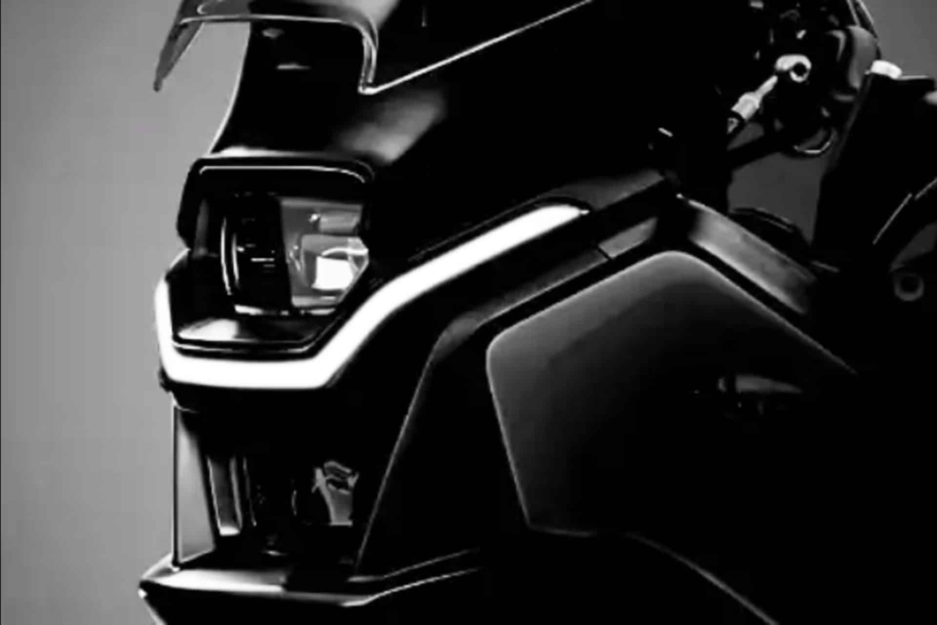 CFMoto 450 MT: La trail ligera para el A2 por menos de 6.000 euros
