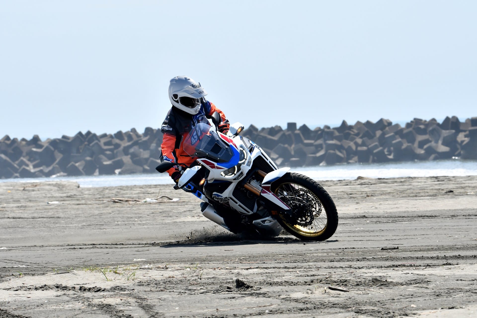 Arai exhibe en EICMA 2023 todas sus novedades de cara a la próxima temporada