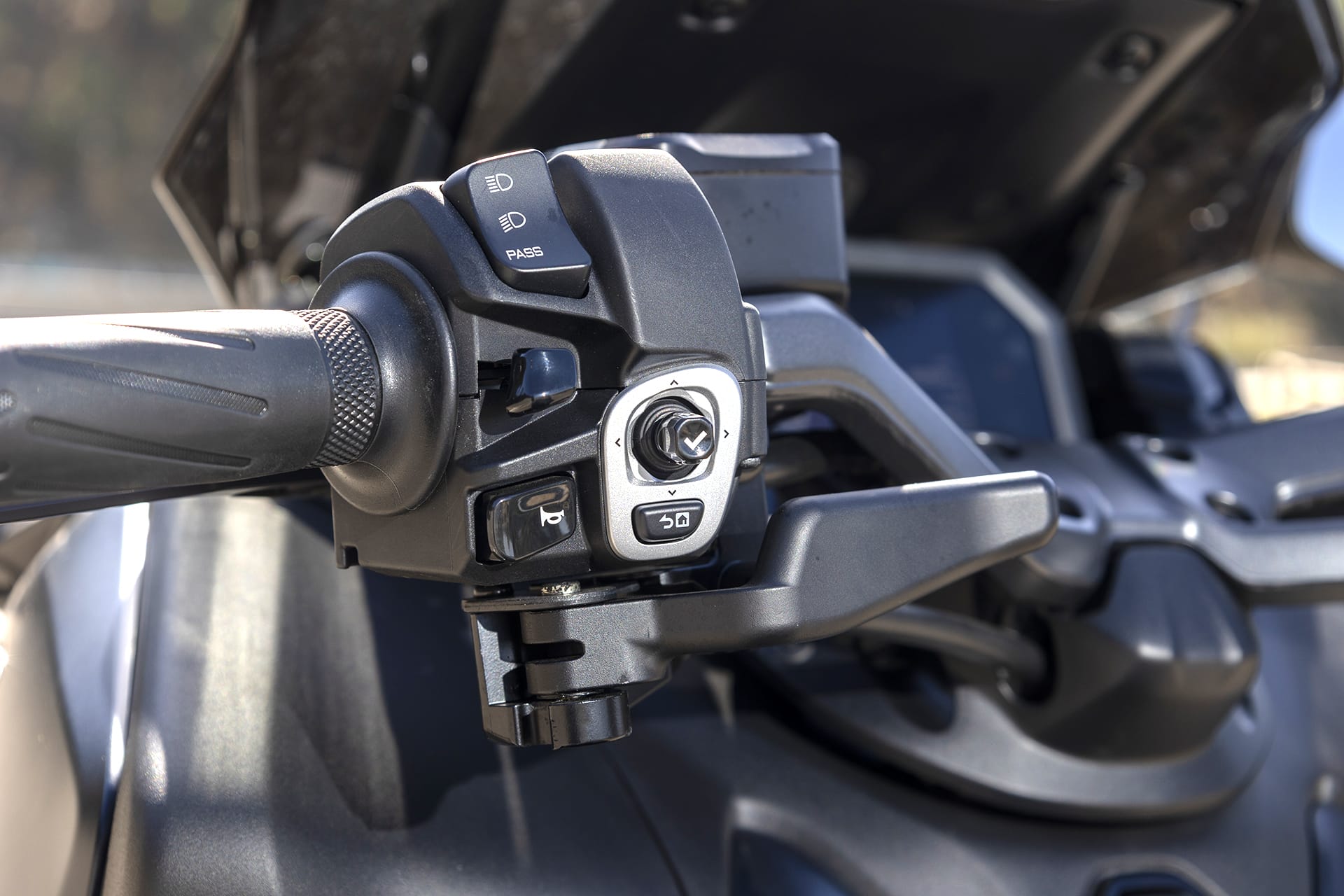 Comparativa Yamaha T-MAX vs SYM Maxsym TL508