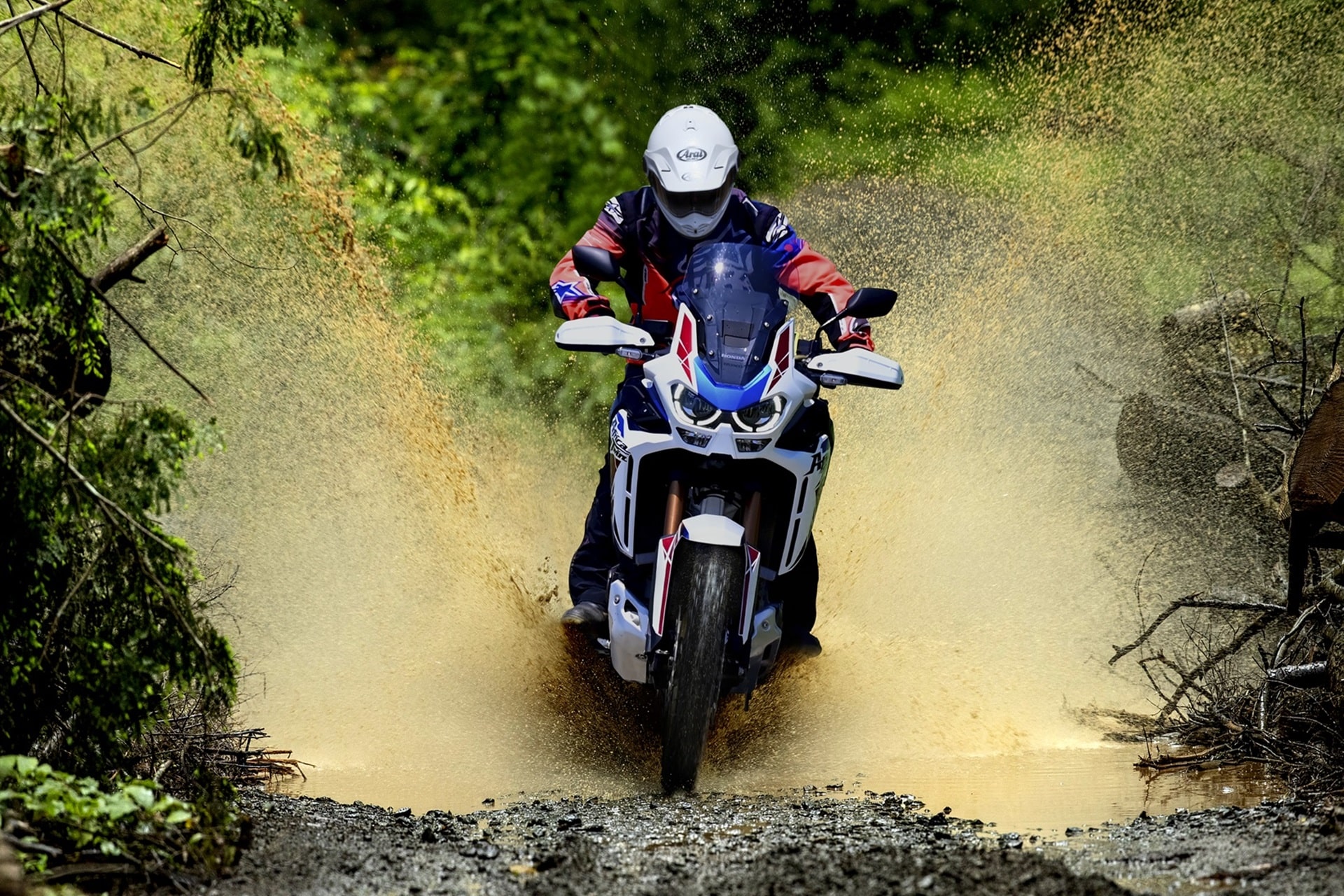 Arai exhibe en EICMA 2023 todas sus novedades de cara a la próxima temporada
