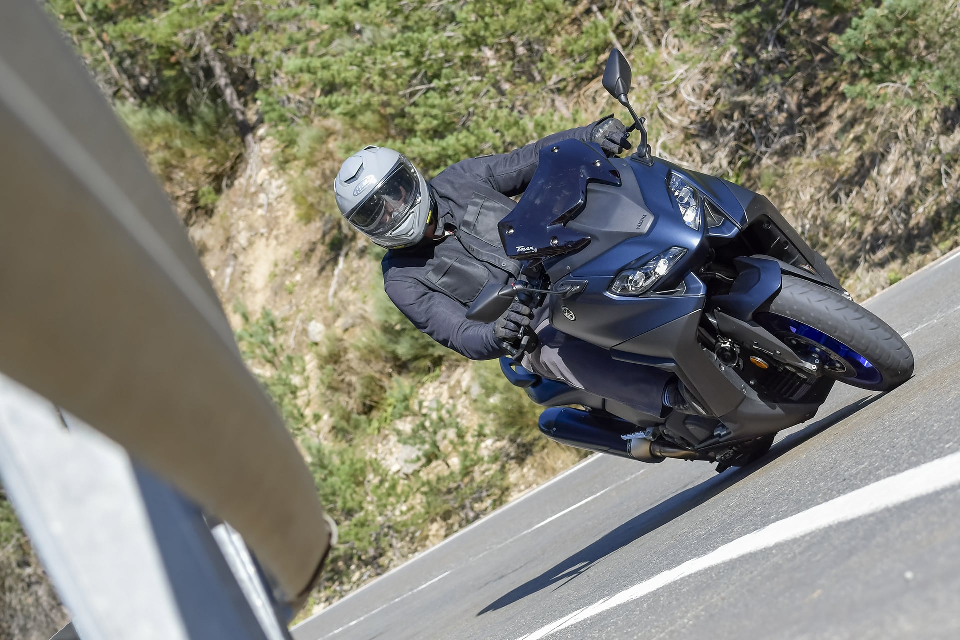 Comparativa Yamaha T-MAX vs SYM Maxsym TL508
