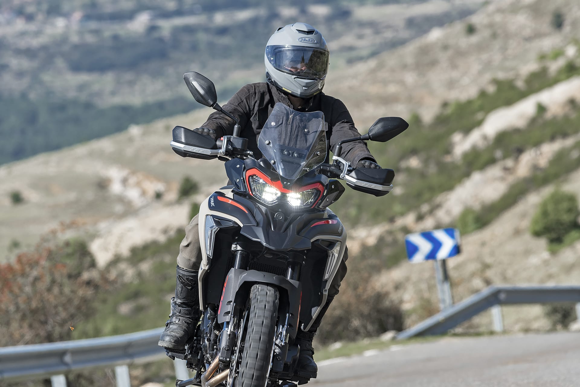 Prueba Benelli TRK 702 y 702 X
