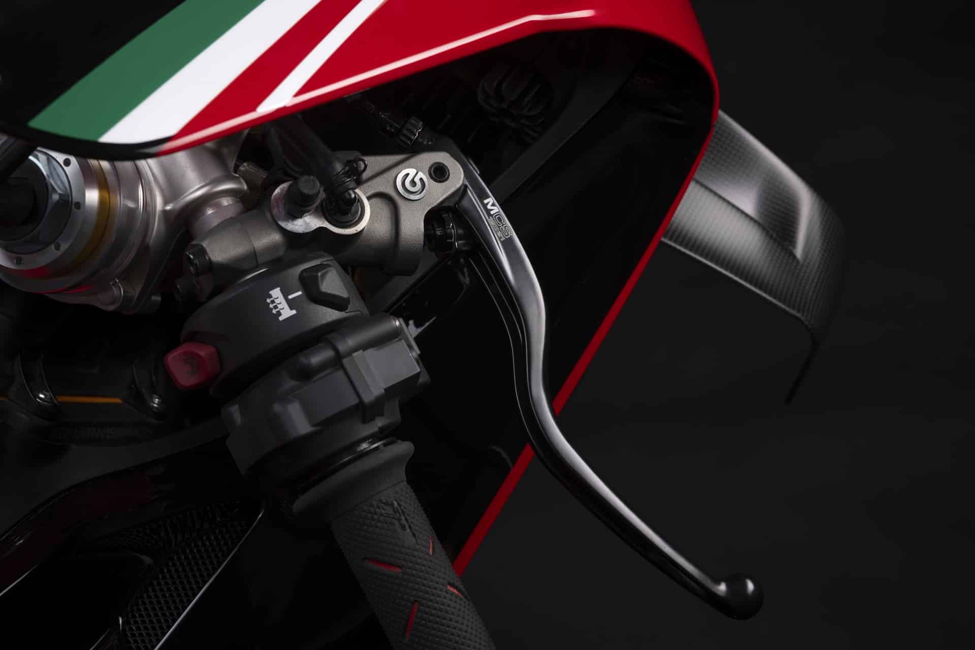 Ducati Panigale V4 SP2 30° Anniversario 916: Merecido homenaje a un icono