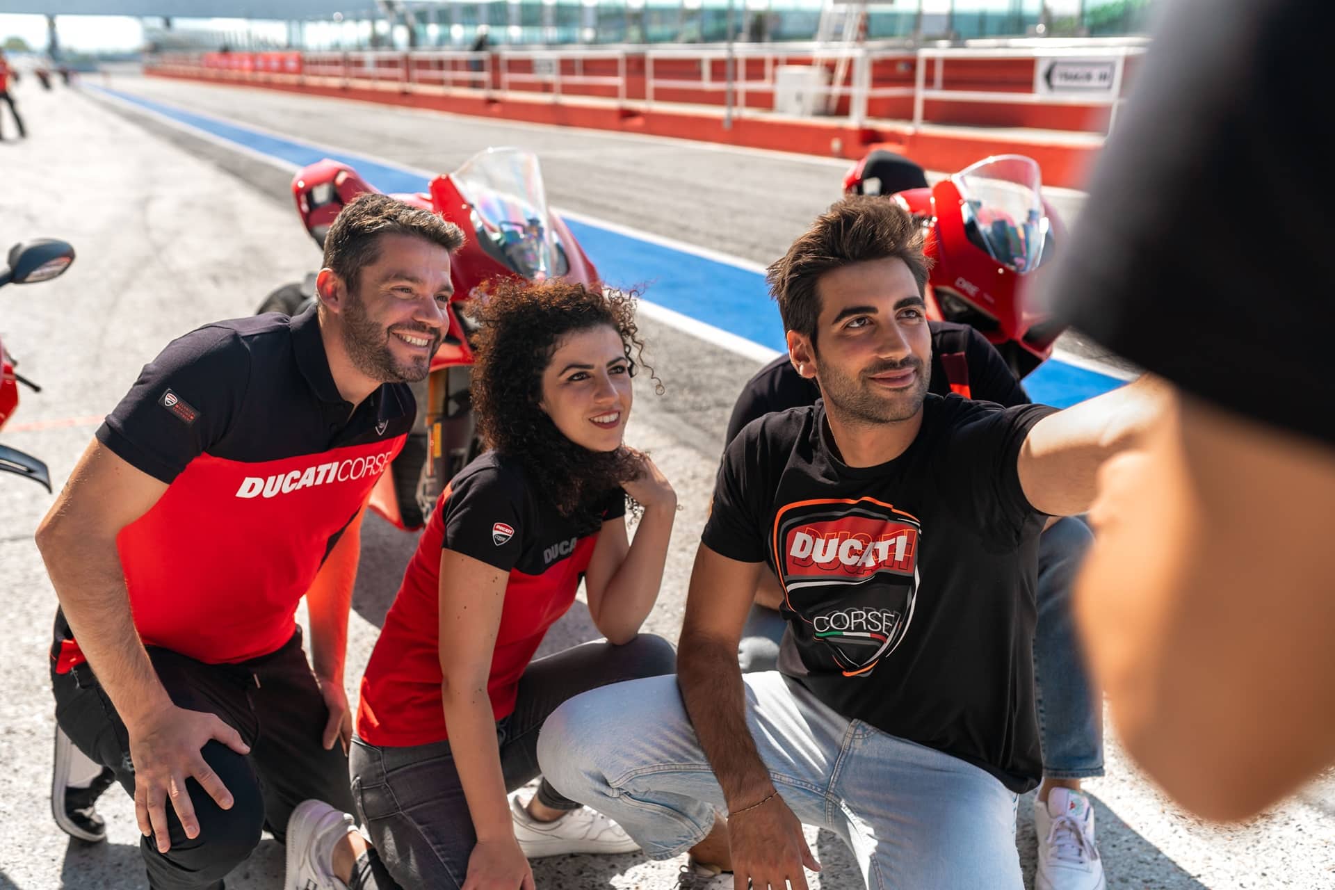 Nueva colección de ropa Ducati 2024: Destinada a todo tipo de pilotos