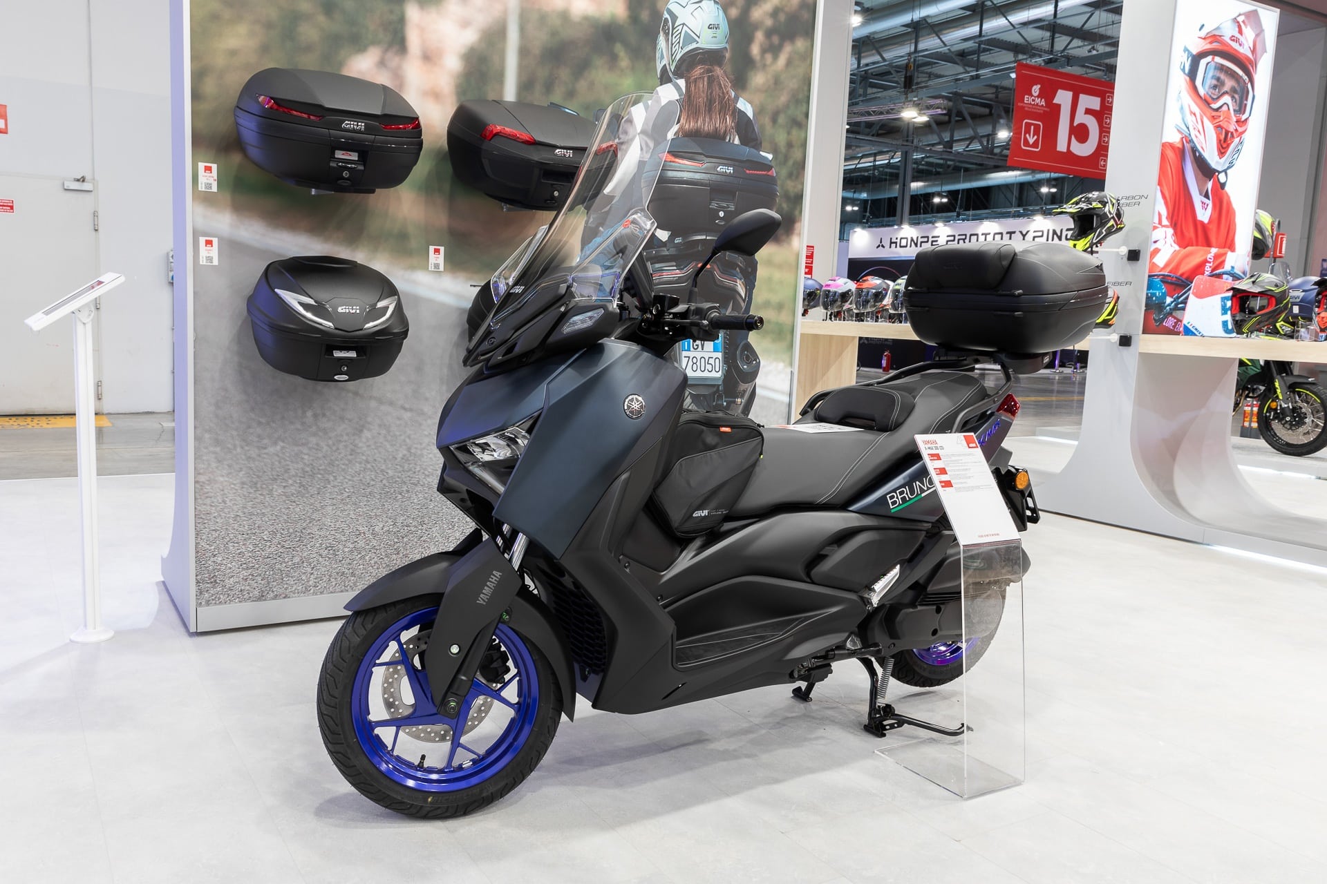 GIVI celebra su 45 aniversario en la 80ª edición de EICMA