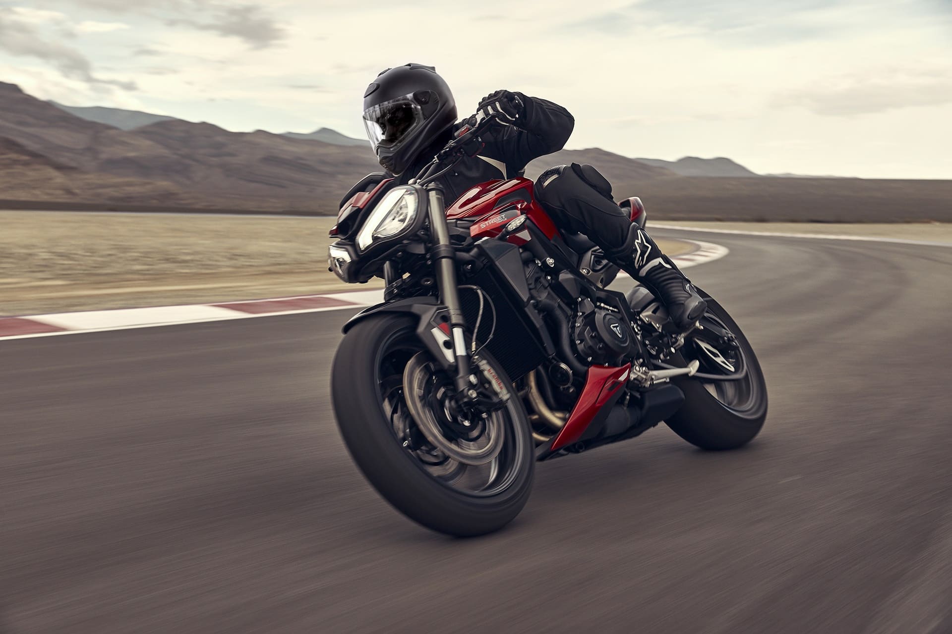 Arai exhibe en EICMA 2023 todas sus novedades de cara a la próxima temporada