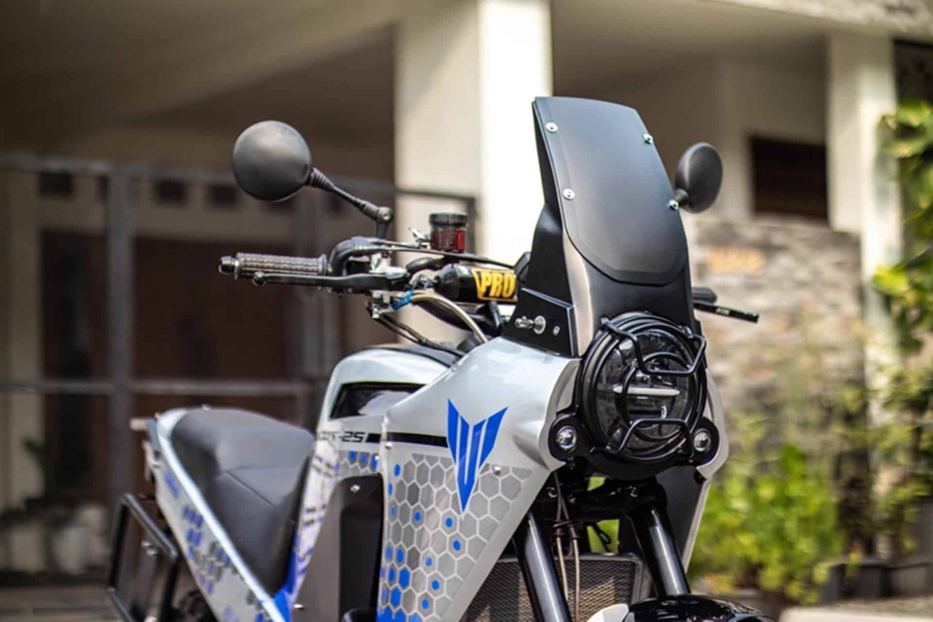 Yamaha MT-25 Adventure Bike: Como convertir una naked en la trail dakariana de tus sueños