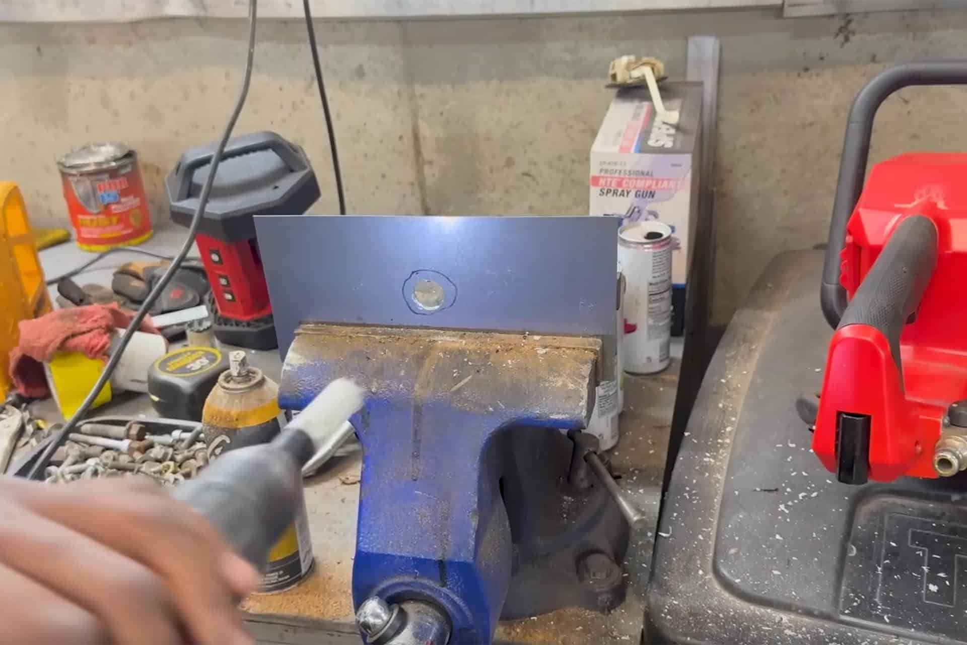 La mayor parte del trabajo está siendo artesanal