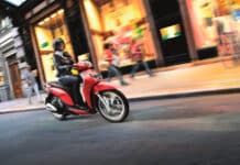 Si vas a moverte solamente por ciudad un scooter ligero es ideal