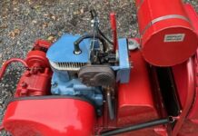 Polaris Sno-Traveler Pacer K80D de 1964: La moto de nieve ideal para Papa Noel