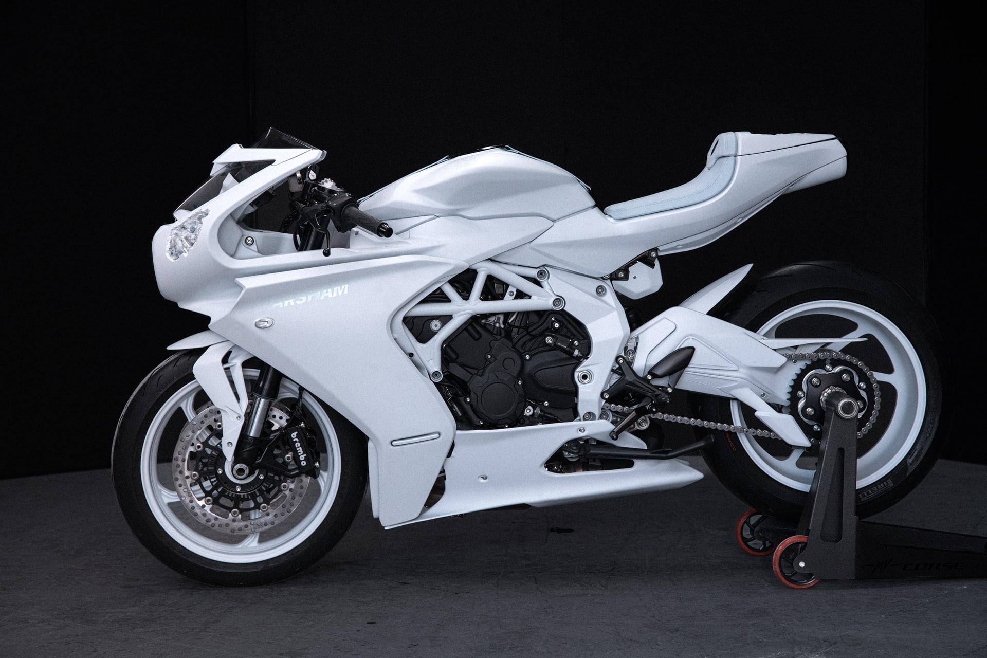 MV Agusta Superveloce Arsham: "Arte rodante"