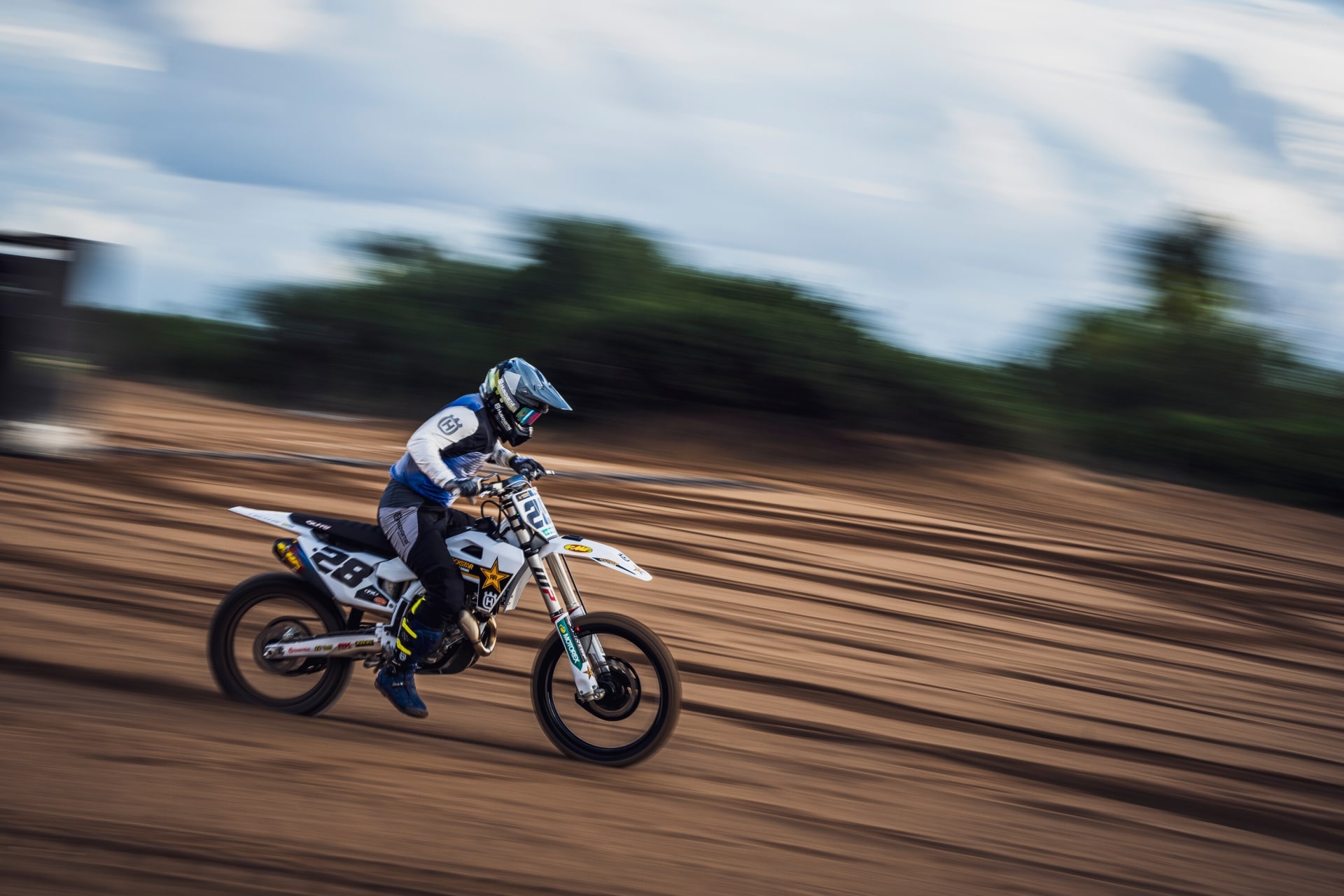 Husqvarna FC 250 y FC 450 Rockstar Edition 2024