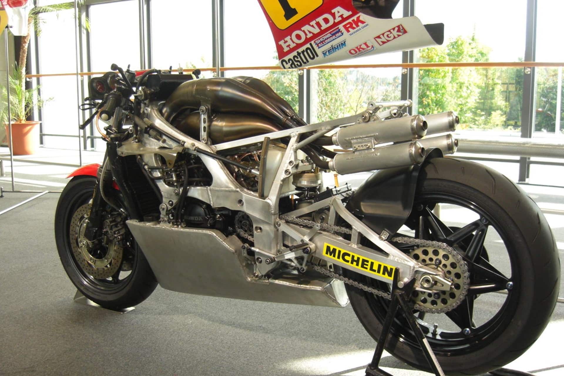Motor V4 de Honda: "El poder de los sueños"