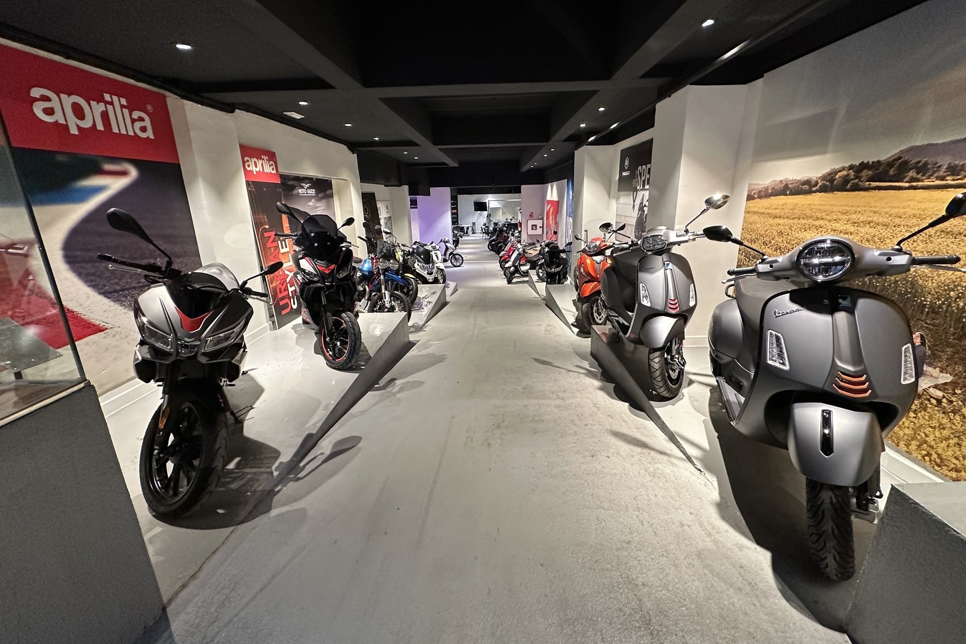 Motos Balart, de la mano del Grupo Piaggio, expande su red comercial en Barcelona