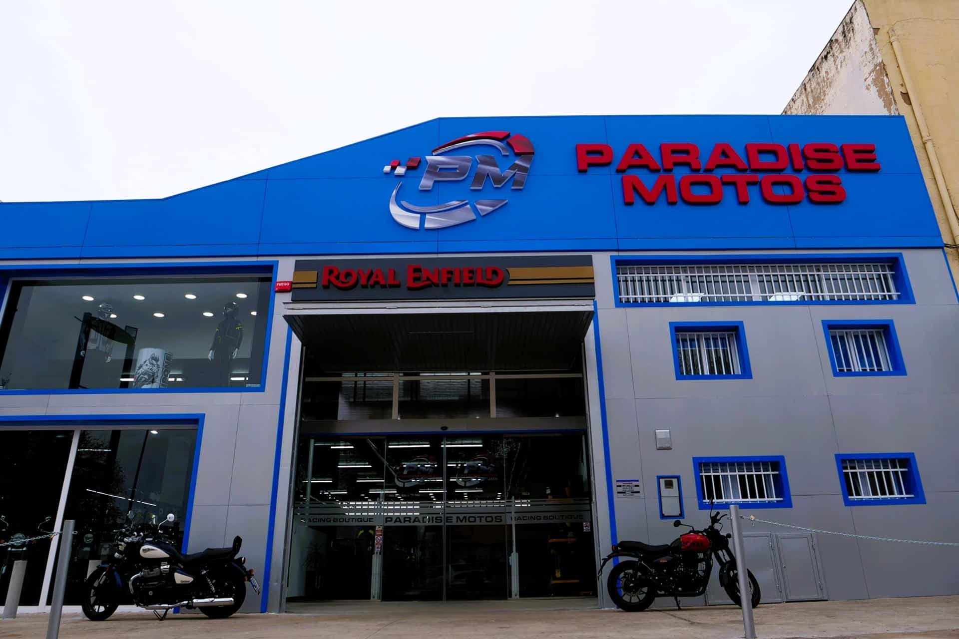Royal Enfield inaugura Paradise Motos, su nueva tienda en Jaén