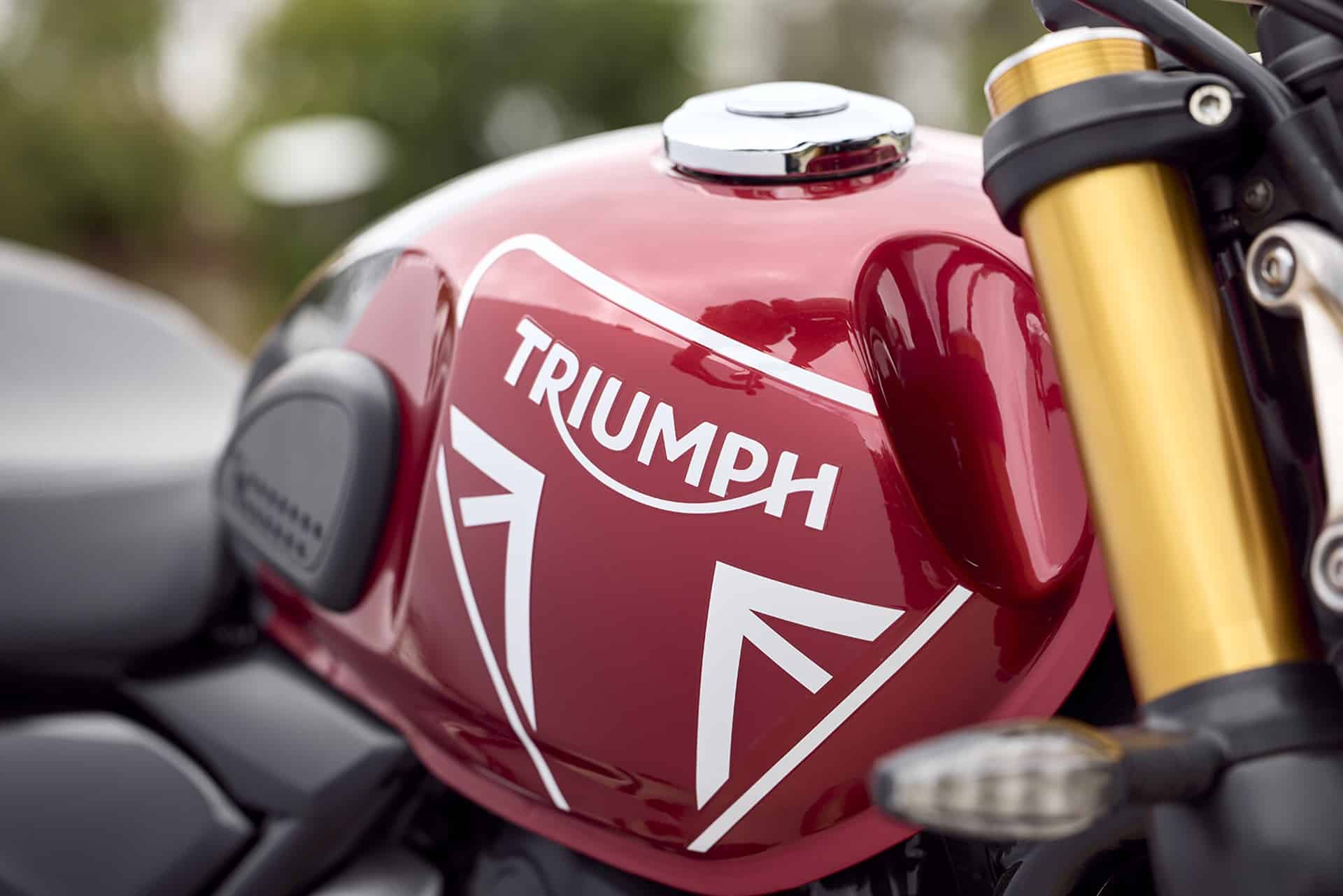 Arranca el 2024 de la mejor forma: Sobre una Triumph 400 cc nueva y con seguro gratis