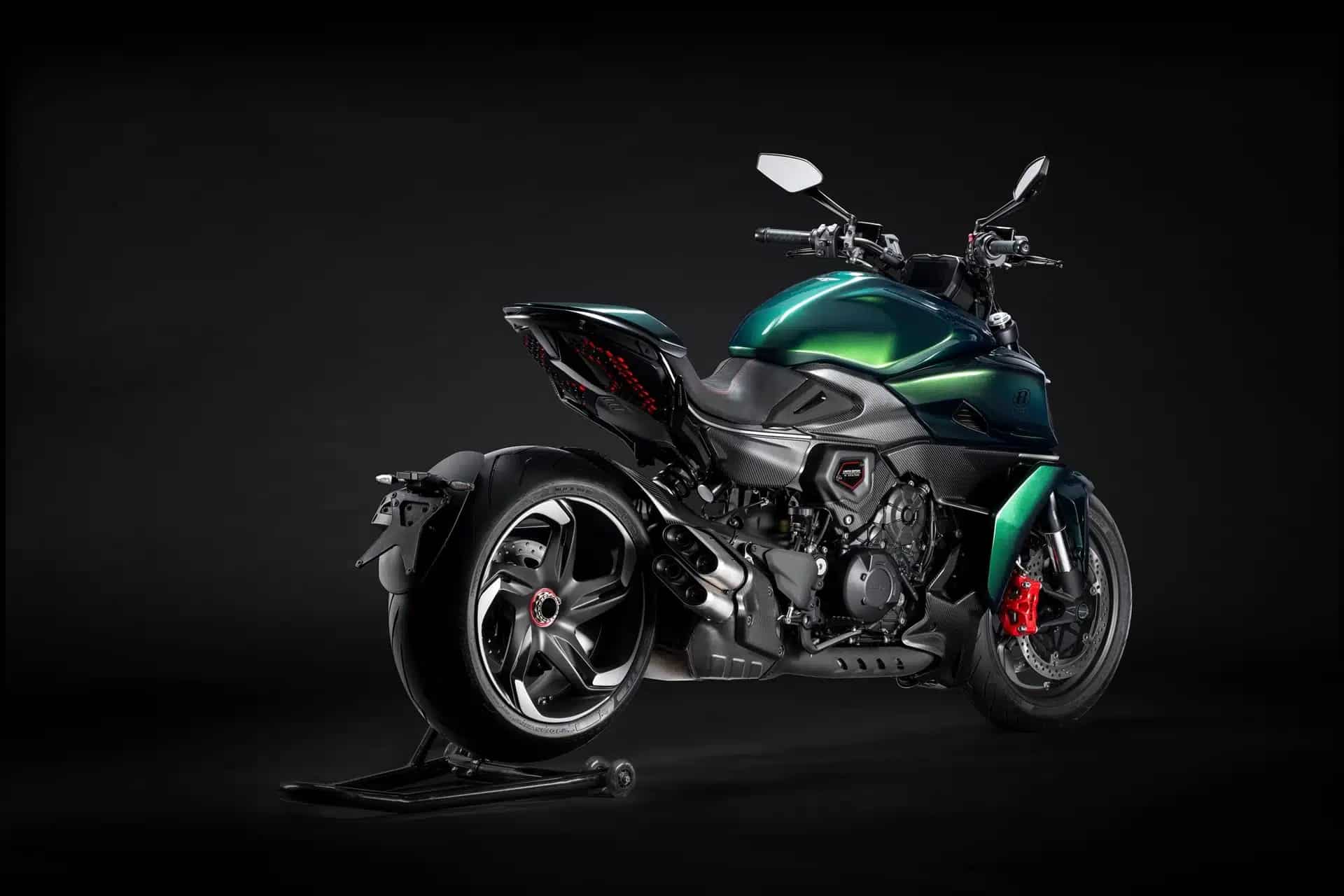Agotadas las 500 unidades de Ducati Diavel for Bentley en apenas un mes