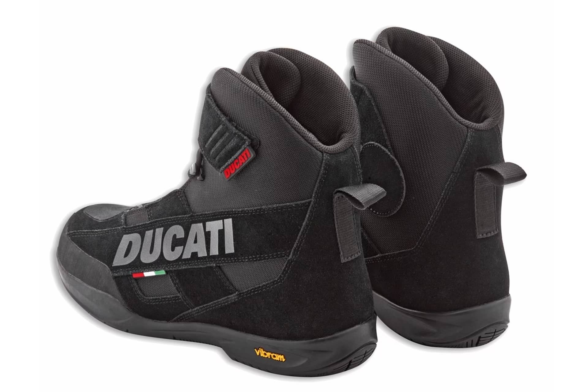 Company C4, las botas bajas de Ducati diseñadas para un uso diario