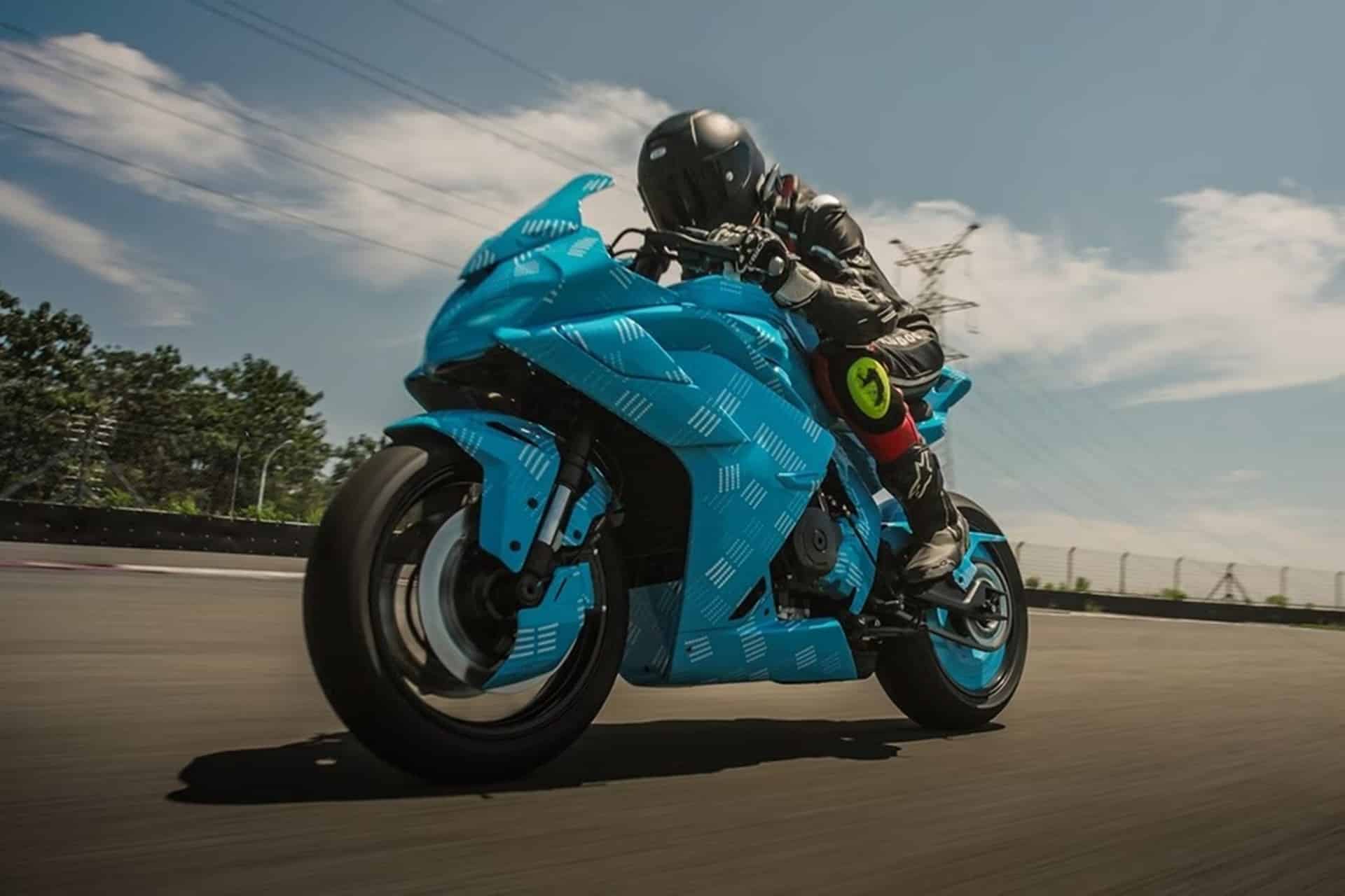 Primeras imágenes de la futura CFMoto 800SR