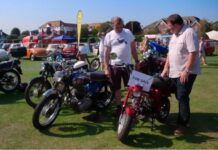 "Joyas sobre ruedas" se pasa a las motos: El mítico programa televisivo restaura una Honda Dax