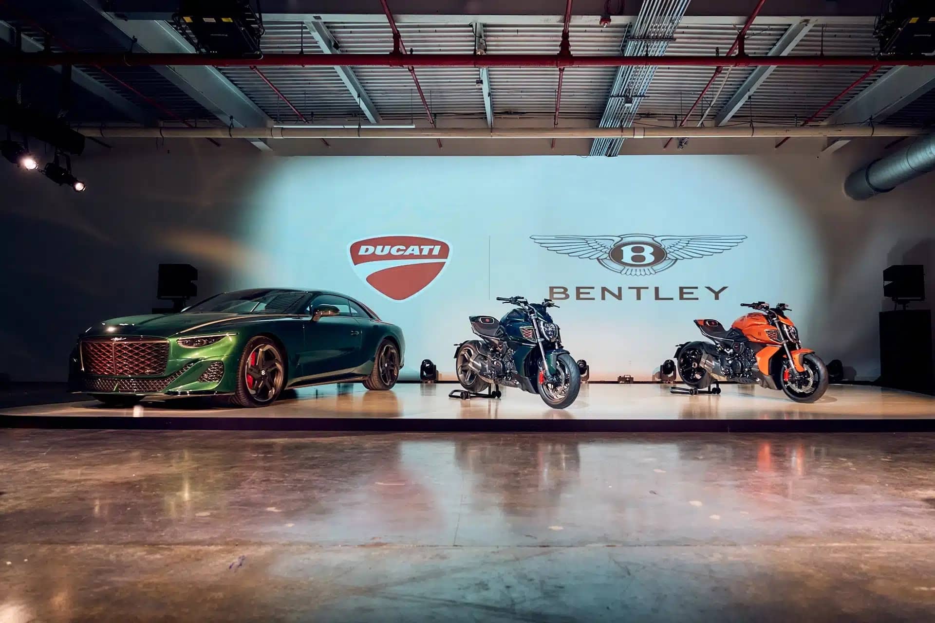 Agotadas las 500 unidades de Ducati Diavel for Bentley en apenas un mes