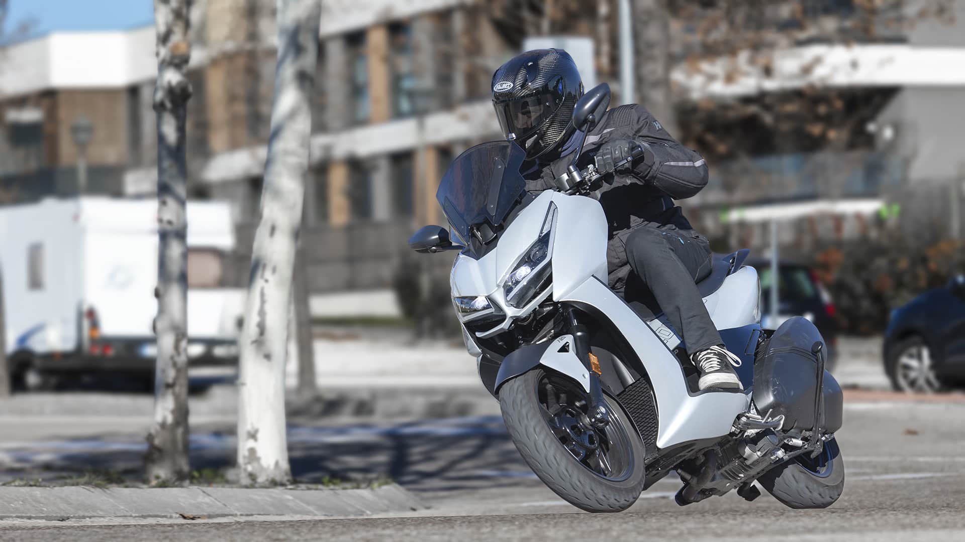Prueba Zontes D350
