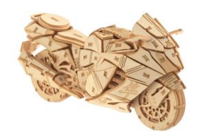 Puzzle tridimensional de madera "Kigumi Suzuki Hayabusa": La maqueta que no puede faltar en cualquier colección de motos a escala