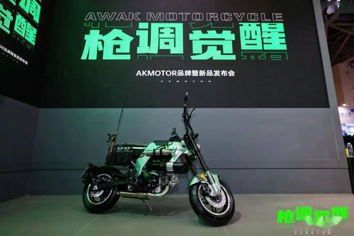 Awak AK11: La minimoto china dispuesta a batallar con las icónicas Dax, Monkey y Grom de Honda