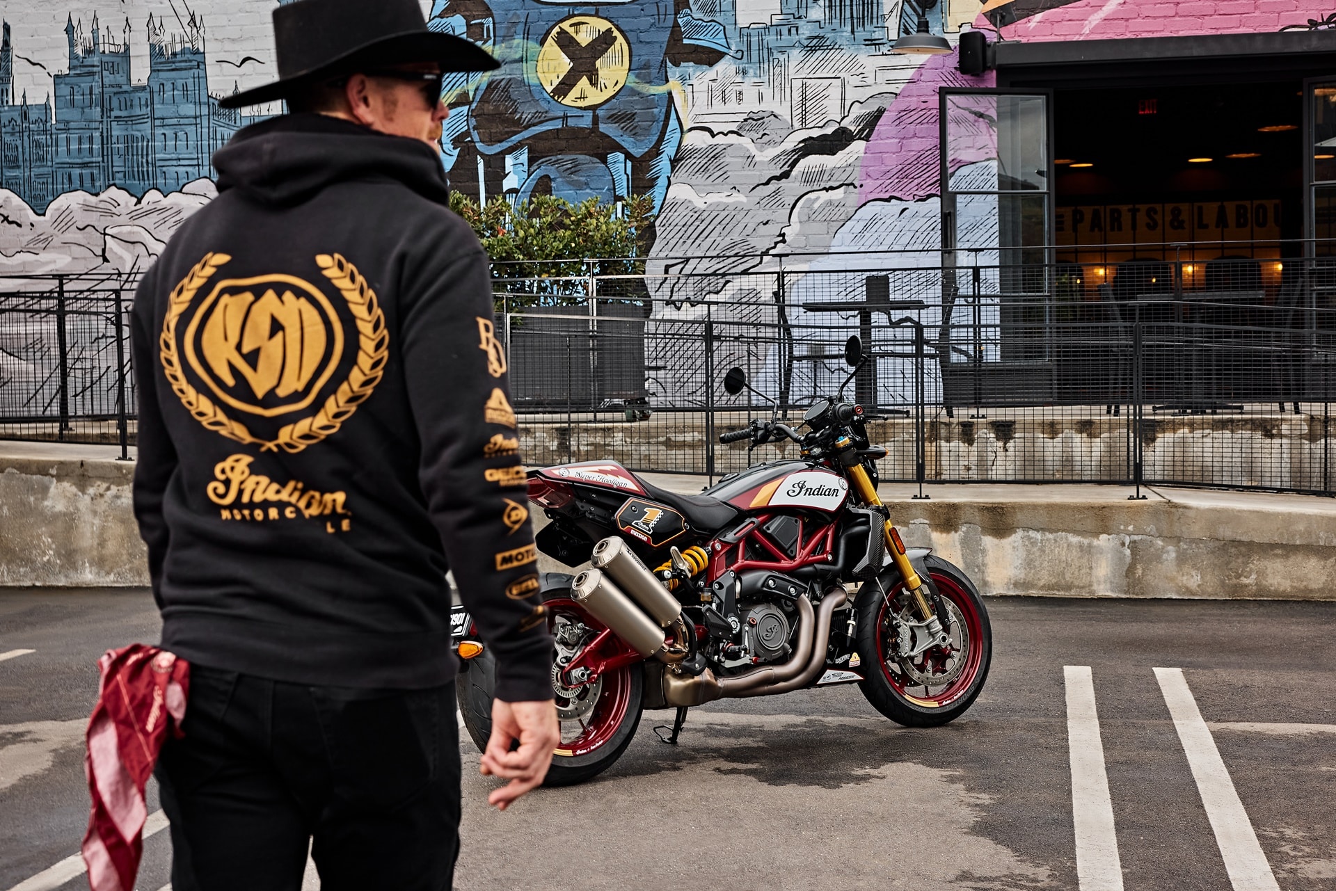 FTR x RSD Super Hooligan: La nueva Indian de edición limitada con el toque único de Roland Sands Design