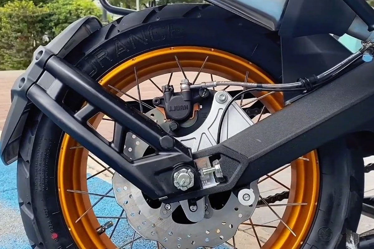 Llegan las primeras unidades de la Benelli TRK 552 a los concesionarios chinos de la marca