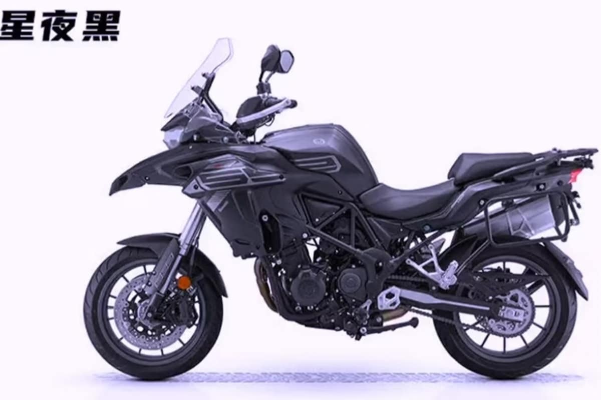 Llegan las primeras unidades de la Benelli TRK 552 a los concesionarios chinos de la marca