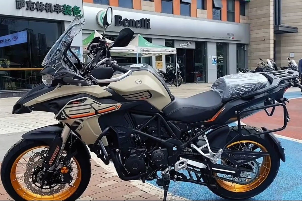 Llegan las primeras unidades de la Benelli TRK 552 a los concesionarios chinos de la marca