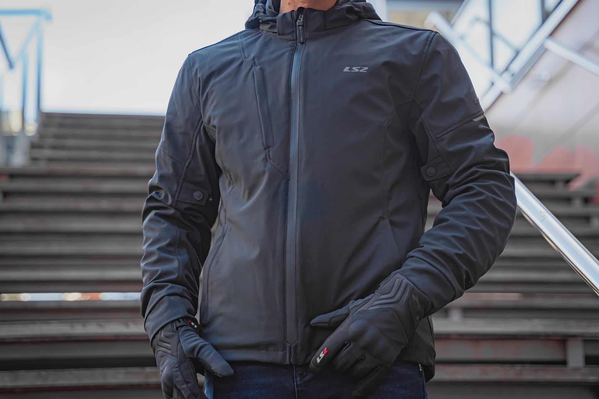 LS2 presenta la nueva Bolton, la chaqueta ideal para montar en moto a diario