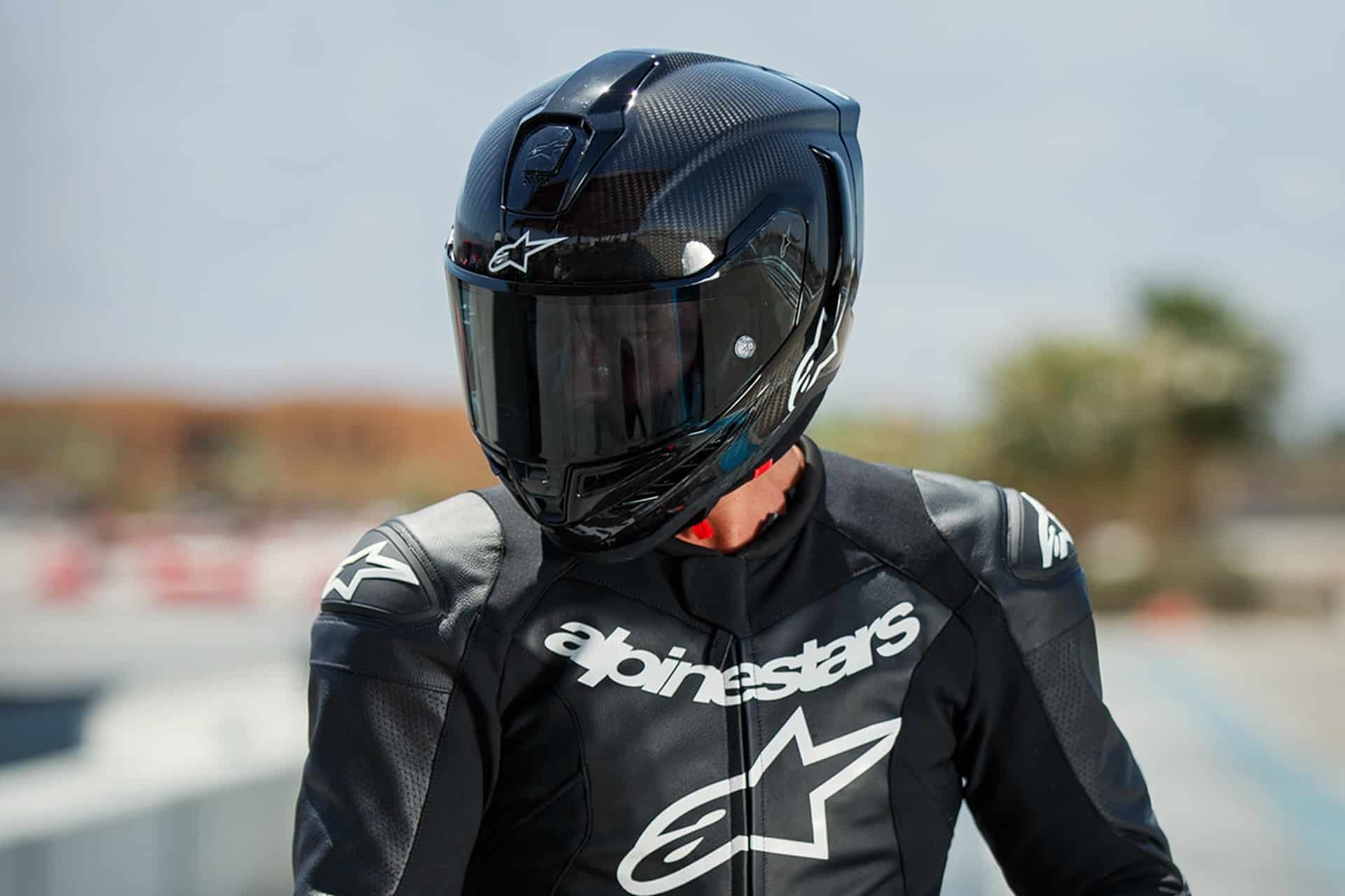 Alpinestars Supertech R10: Rendimiento de pista al servicio del aficionado