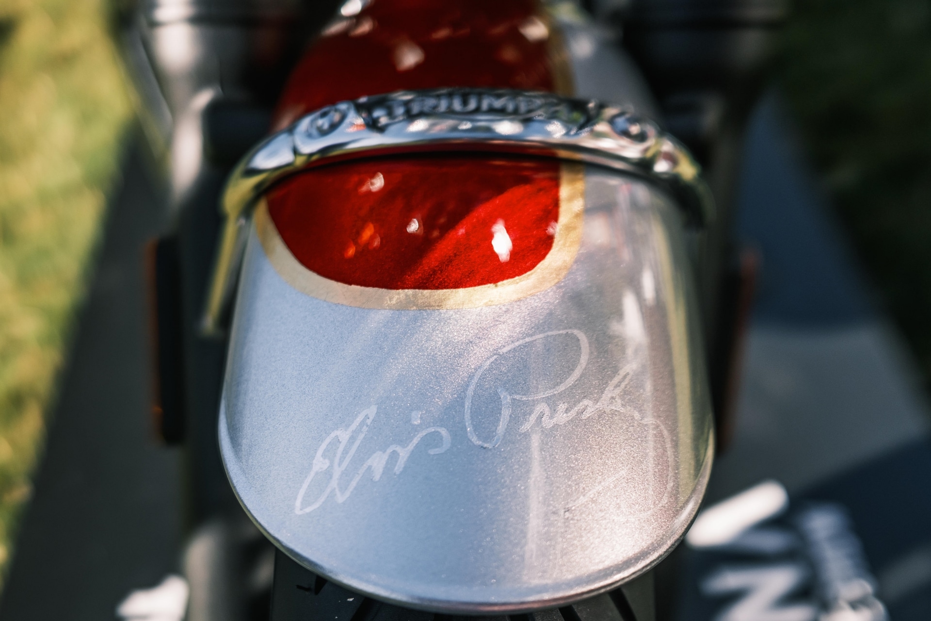 Triumph Bonneville T120 2024 Elvis Presley Tribute