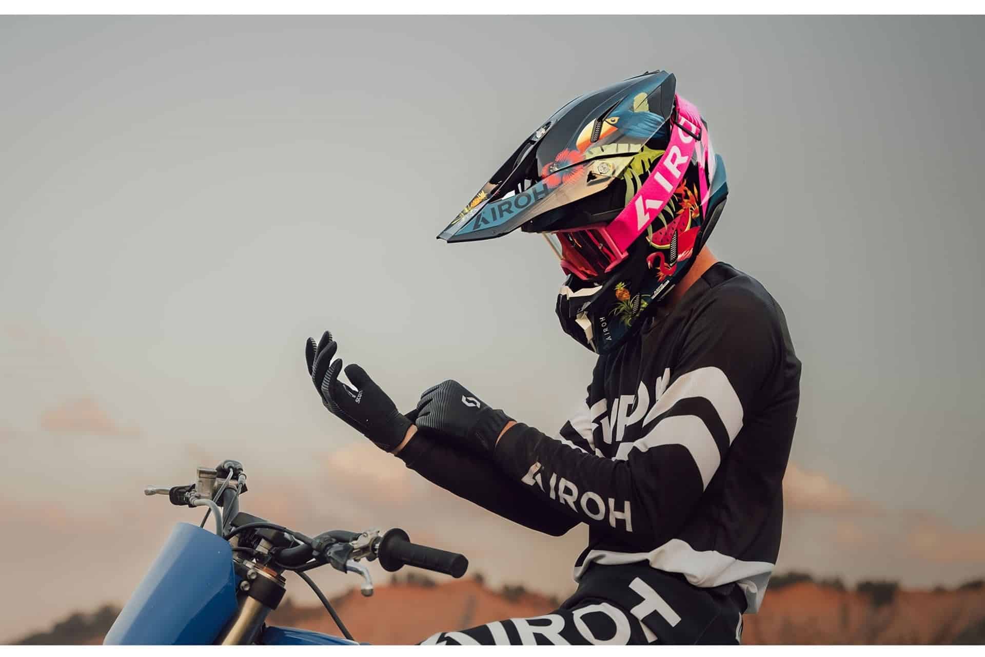 Airoh expone todas sus novedades en el Salon du 2 Roues 2024