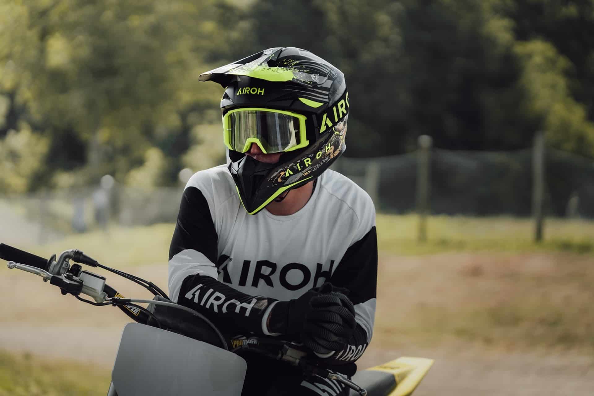 Airoh expone todas sus novedades en el Salon du 2 Roues 2024