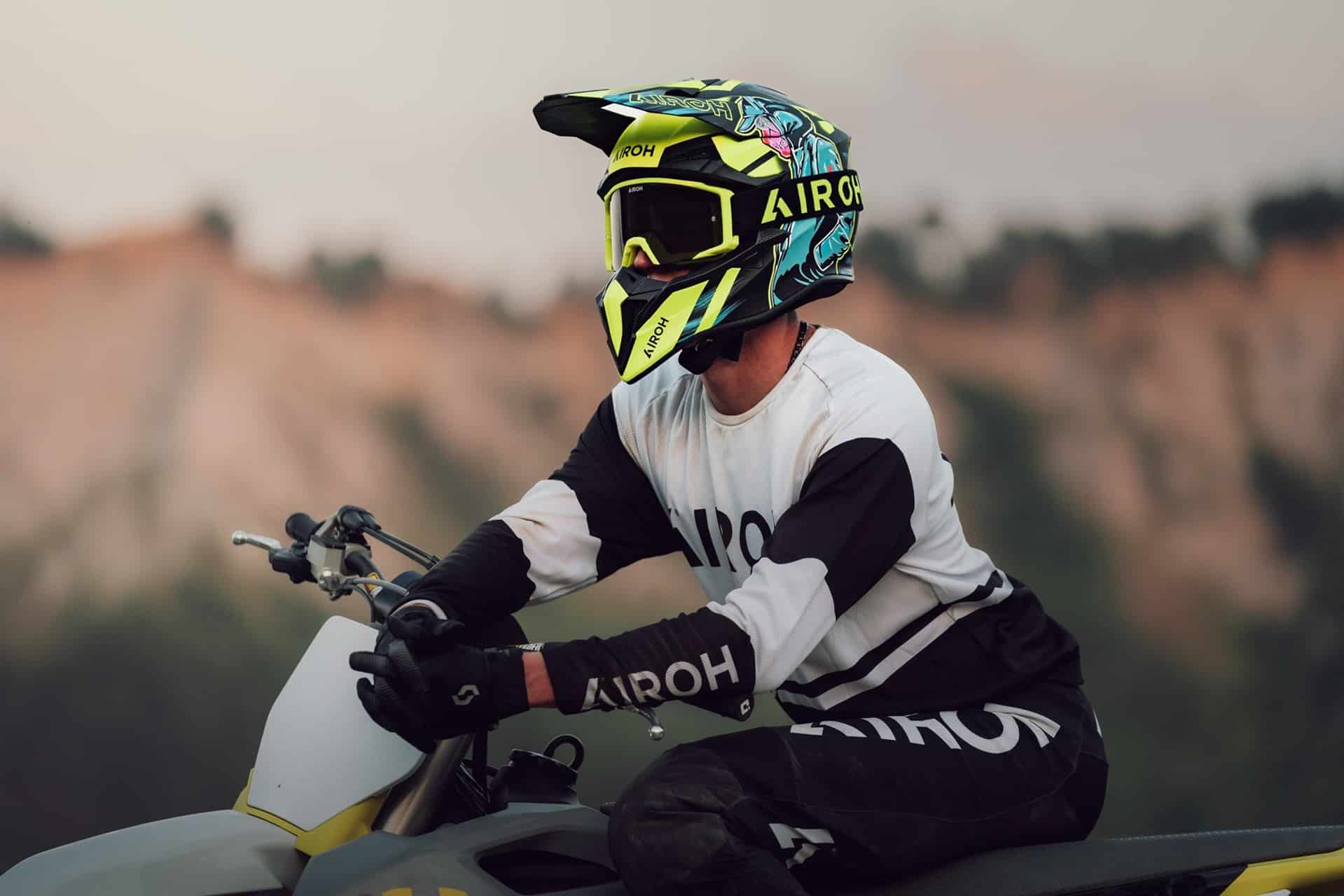 Airoh expone todas sus novedades en el Salon du 2 Roues 2024