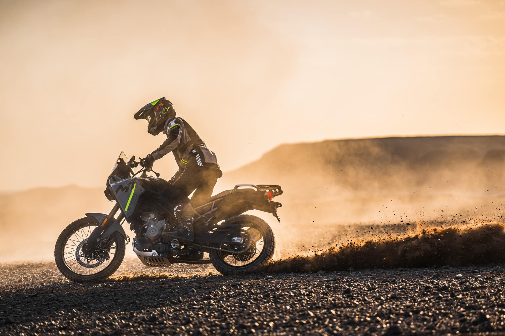 CFMoto 450MT 2024
