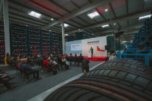 Bridgestone inaugura un nuevo centro logístico en Burgos