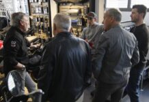 Pedro Acosta, Campeón del Mundo de Moto2, estrena su nueva Triumph Street Triple 765 RS