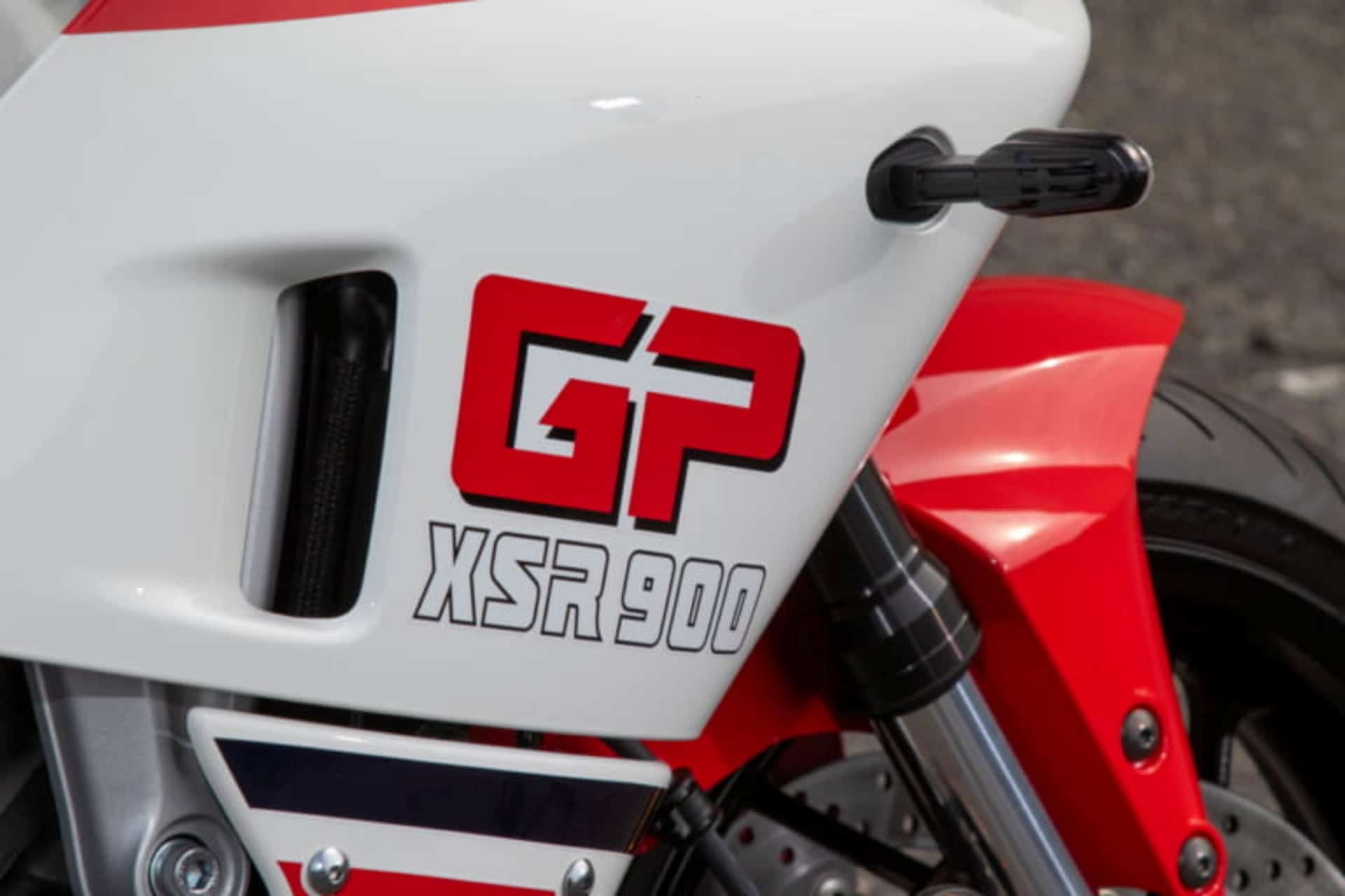 Yamaha XSR900 GP Ys Gear