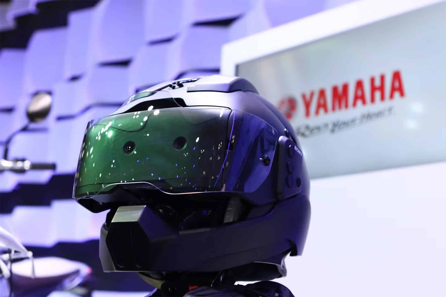 Yamaha prepara su primer casco con realidad aumentada