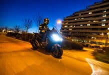 10 consejos para hacerse ver en moto
