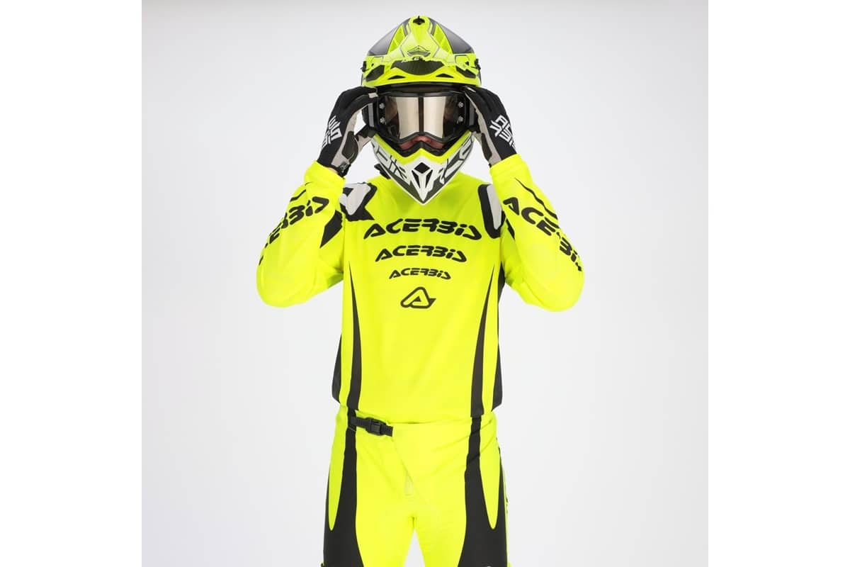 Colección Acerbis 2024: Evolución, actualización y diseño para la práctica del Offroad