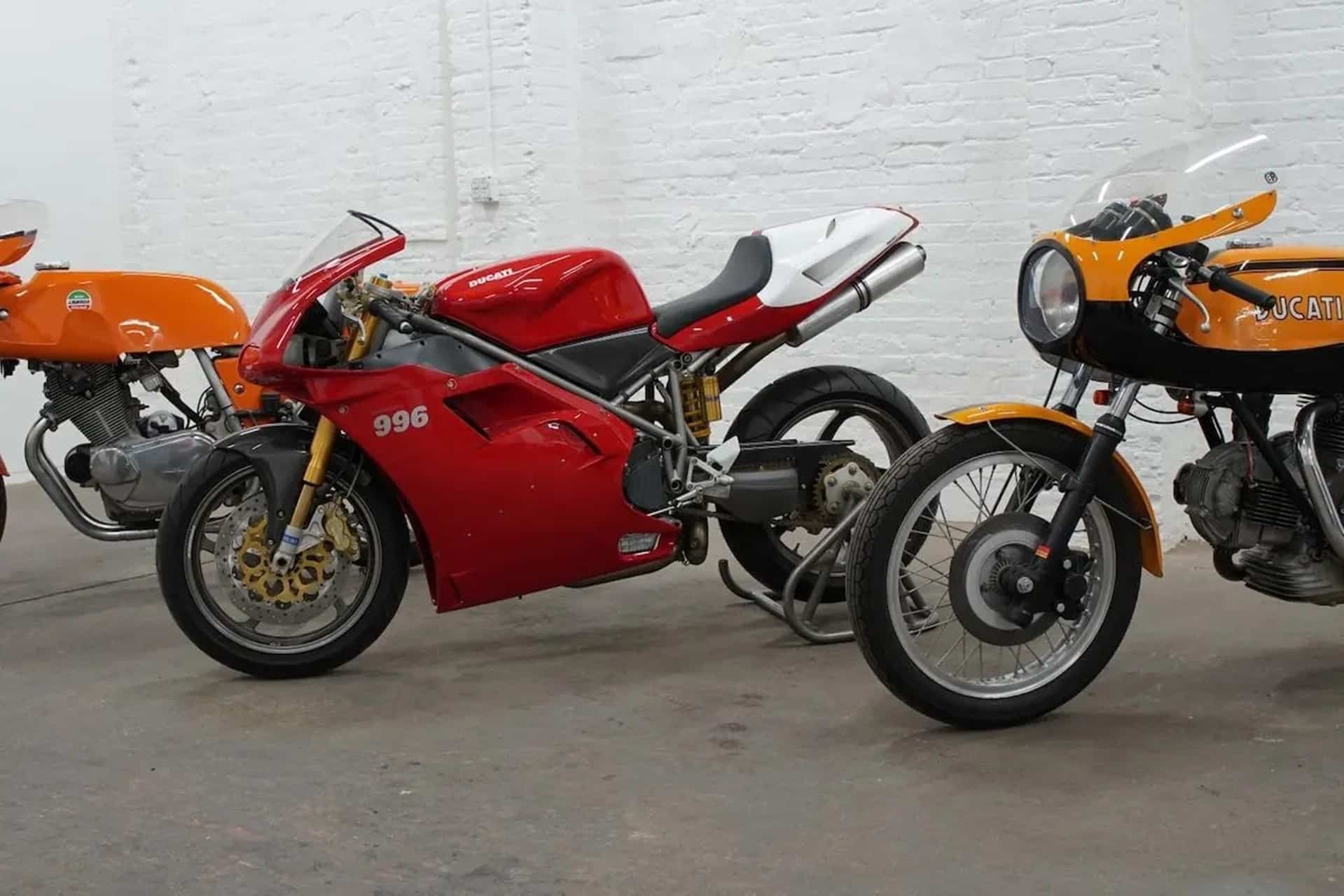 Motos de ensueño a la venta: Ducati 996 SPS #1653 N.O.S