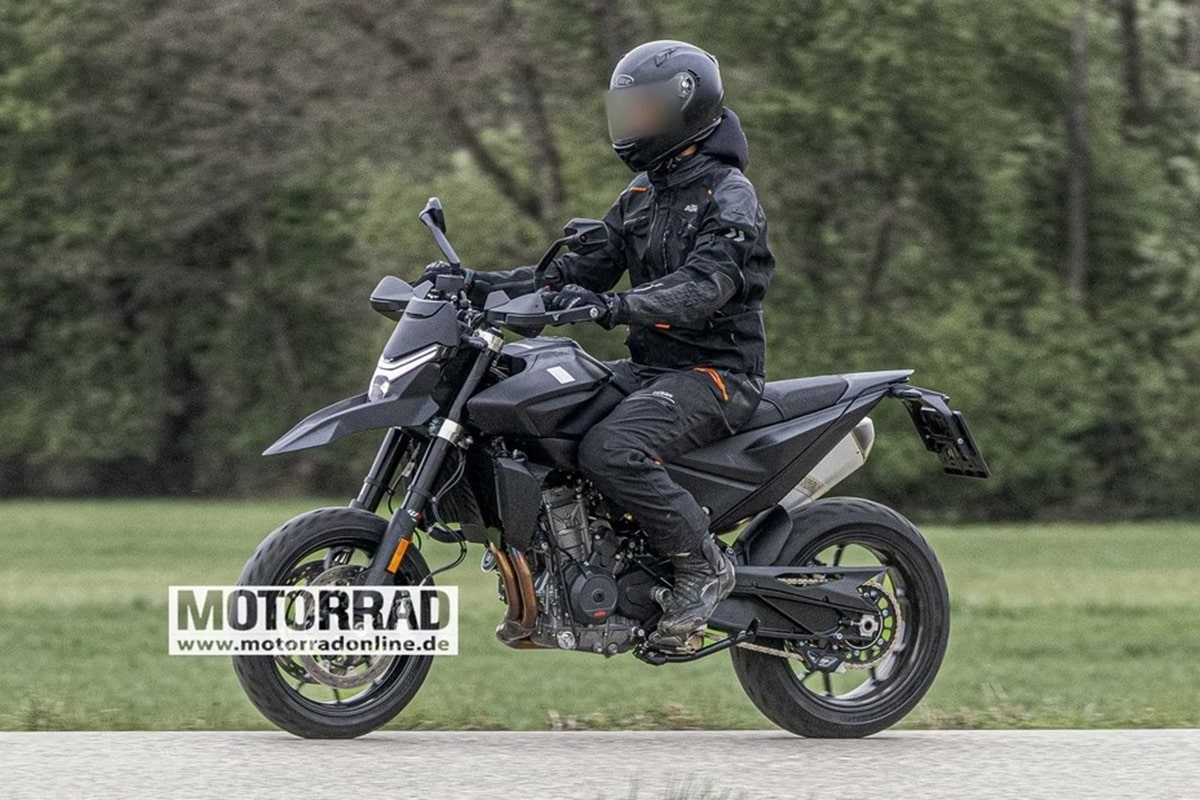 Dos nuevos prototipos GasGas avistados en las inmediaciones de la factoría de KTM en Mattighofen