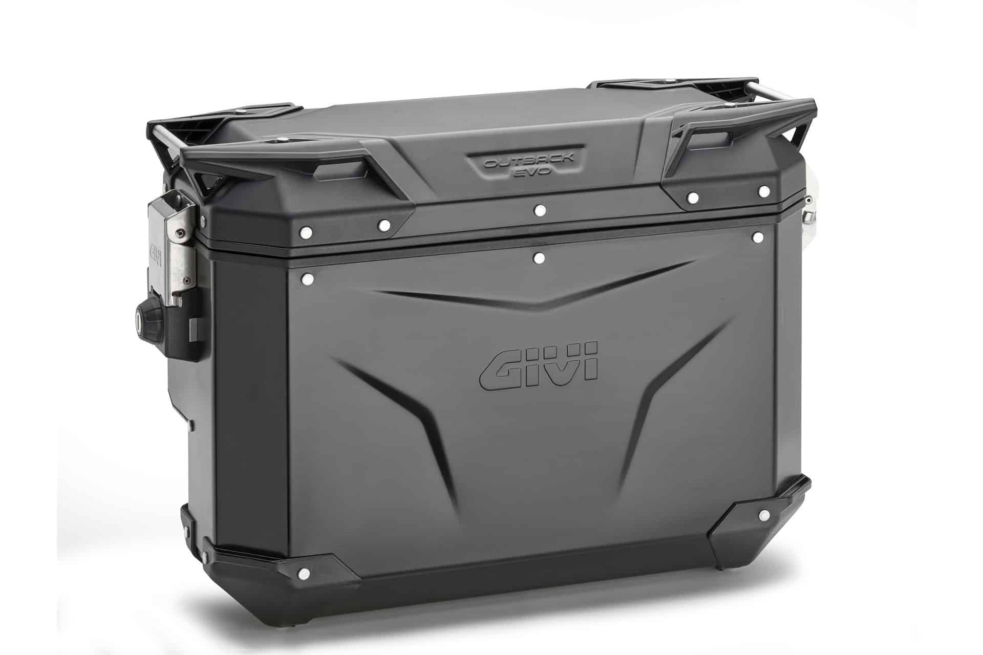 Nuevas maletas laterales GIVI Outback EVO: La solución de equipaje para el segmento maxitrail